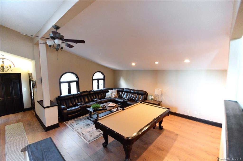 Tega Cay - Residential