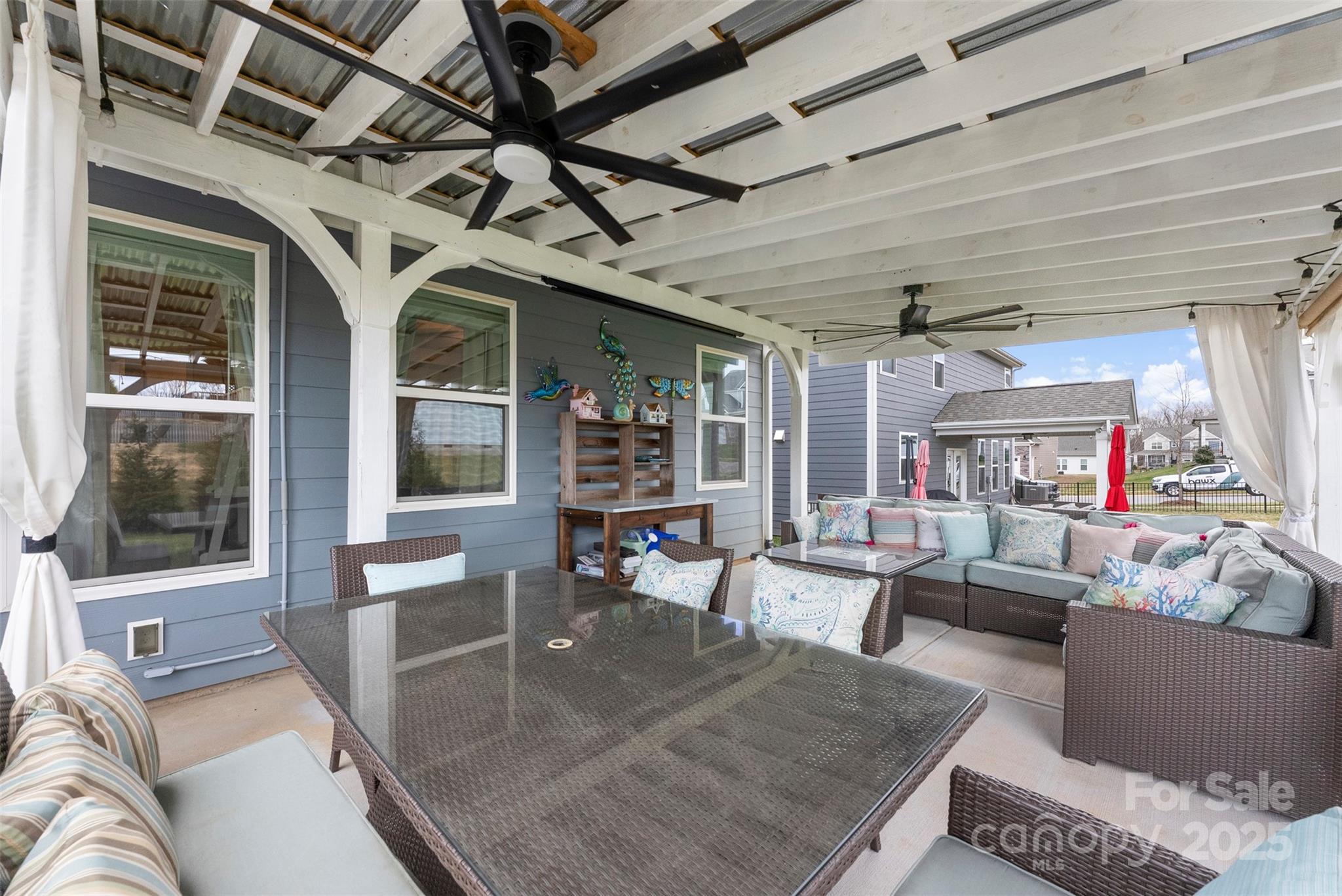 Robinson Oaks - Residential