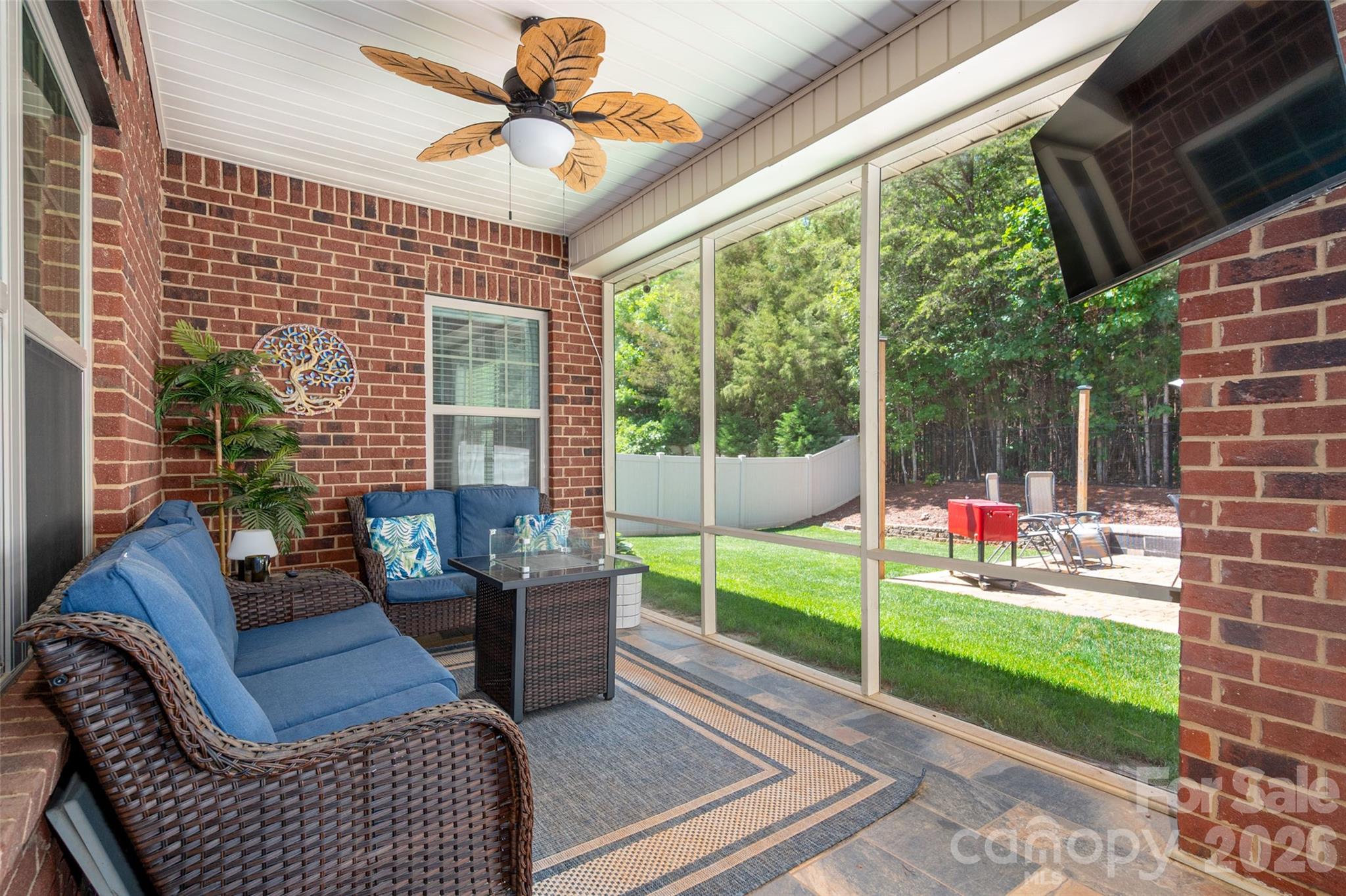 Pine Knoll - Residential