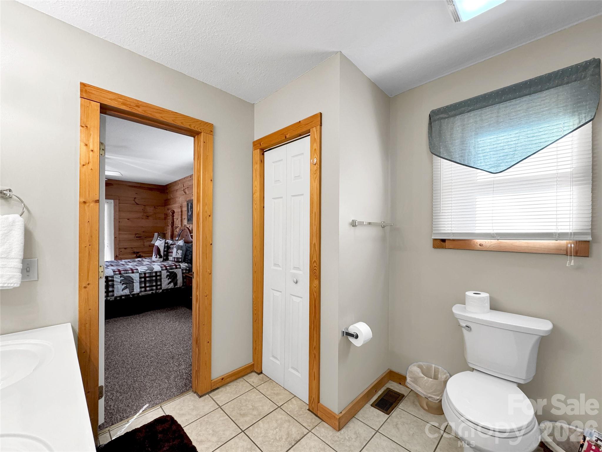 Creekside Villas - Residential