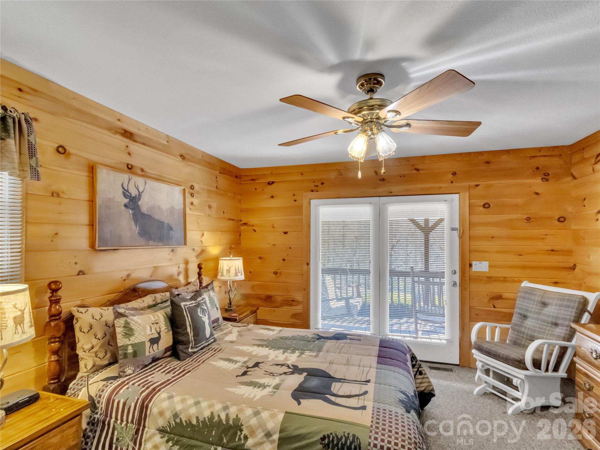 Creekside Villas - Residential