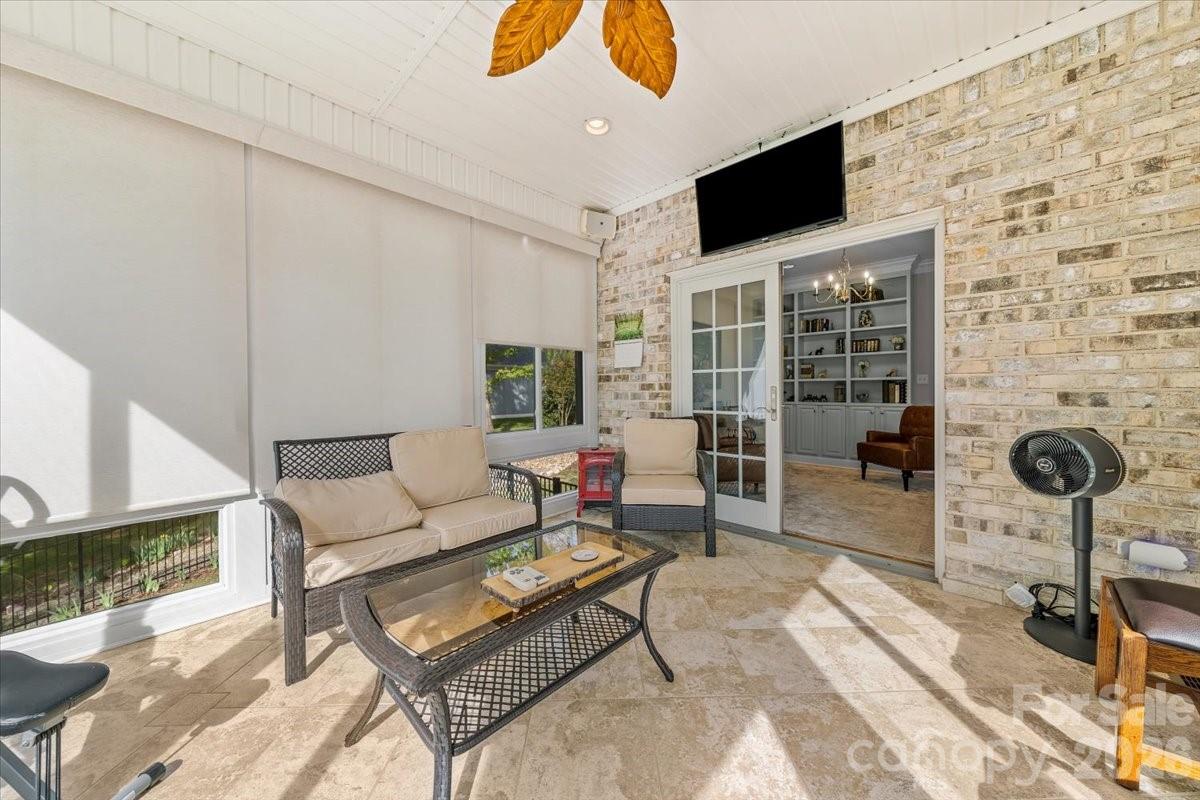 Stoney Point Harbor - Residential