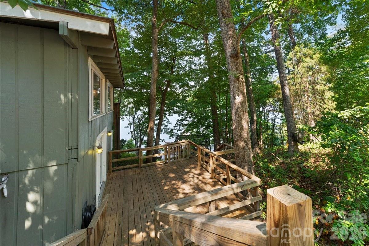 Holiday Shores - Residential
