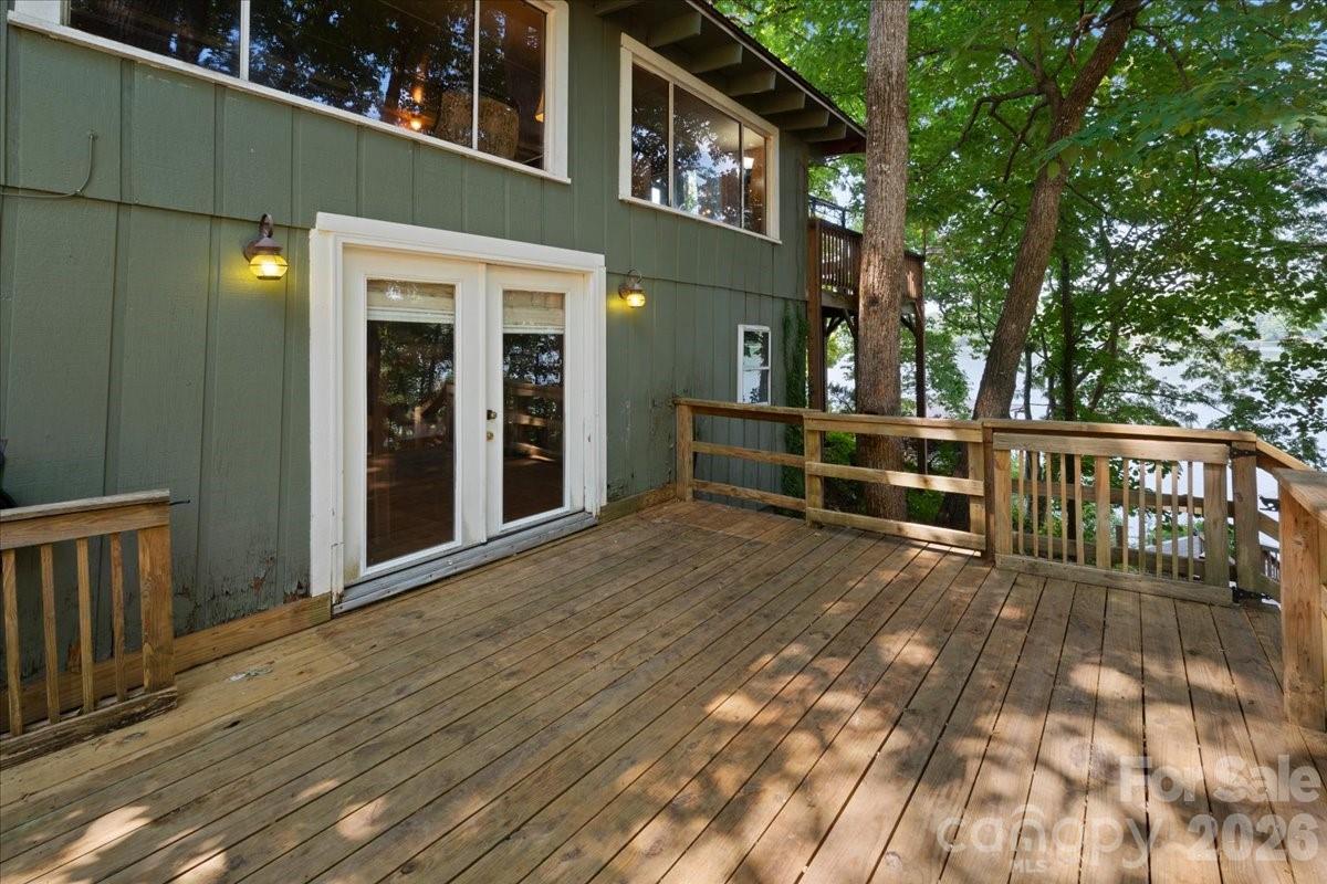Holiday Shores - Residential
