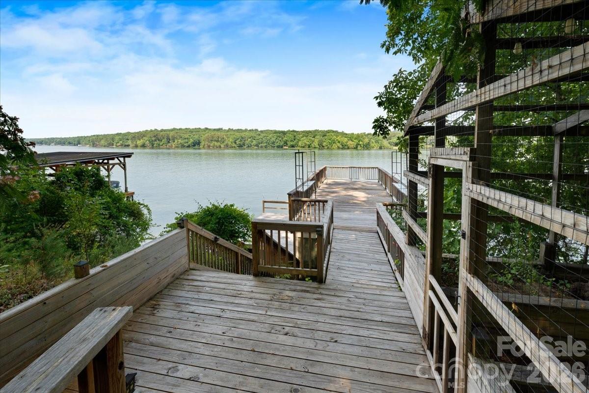 Holiday Shores - Residential