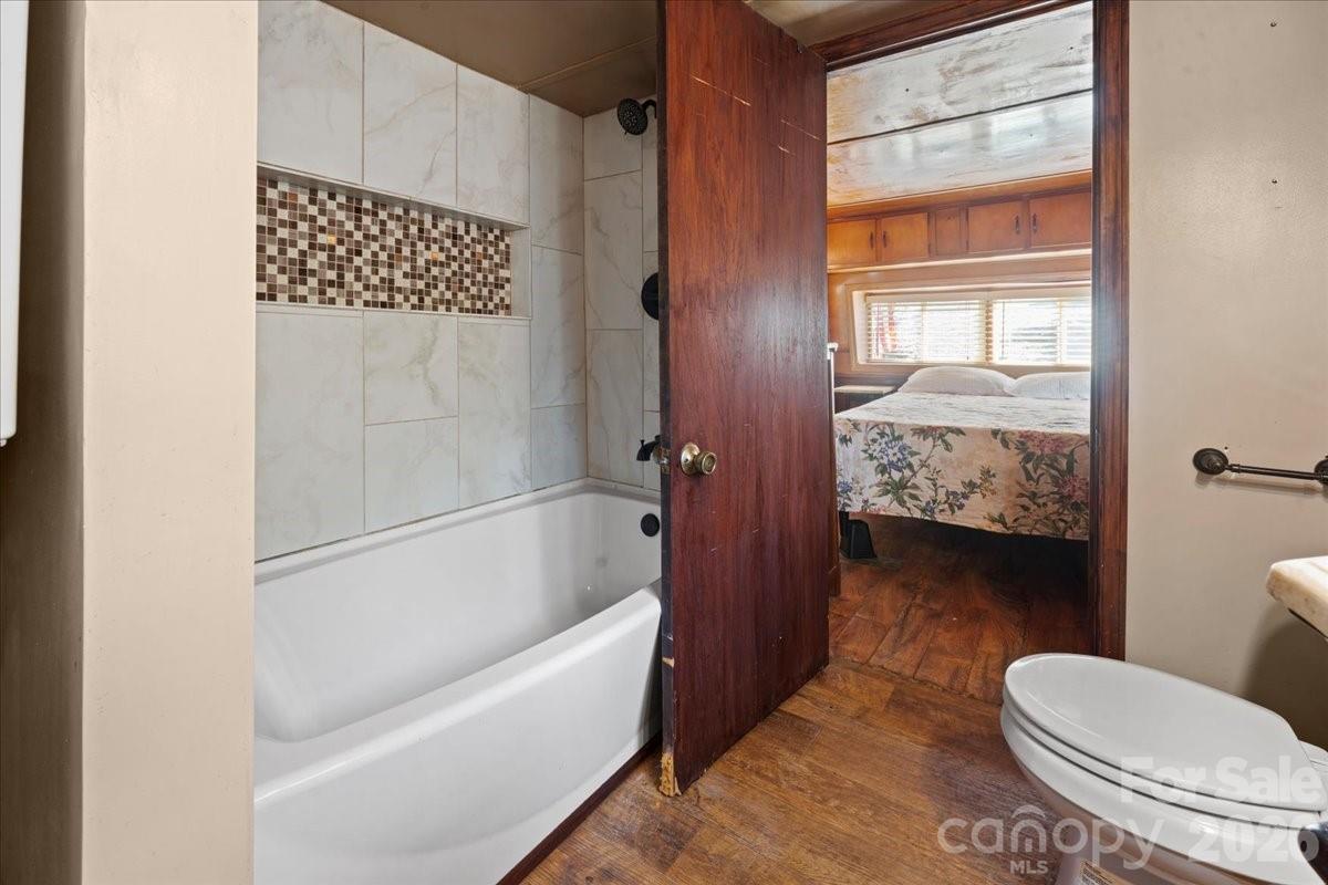 Holiday Shores - Residential