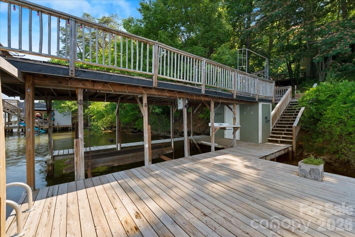 Holiday Shores - Residential