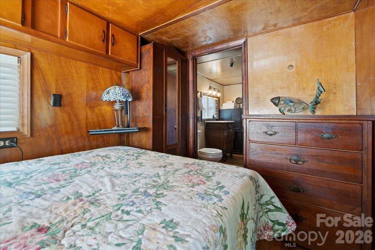 Holiday Shores - Residential