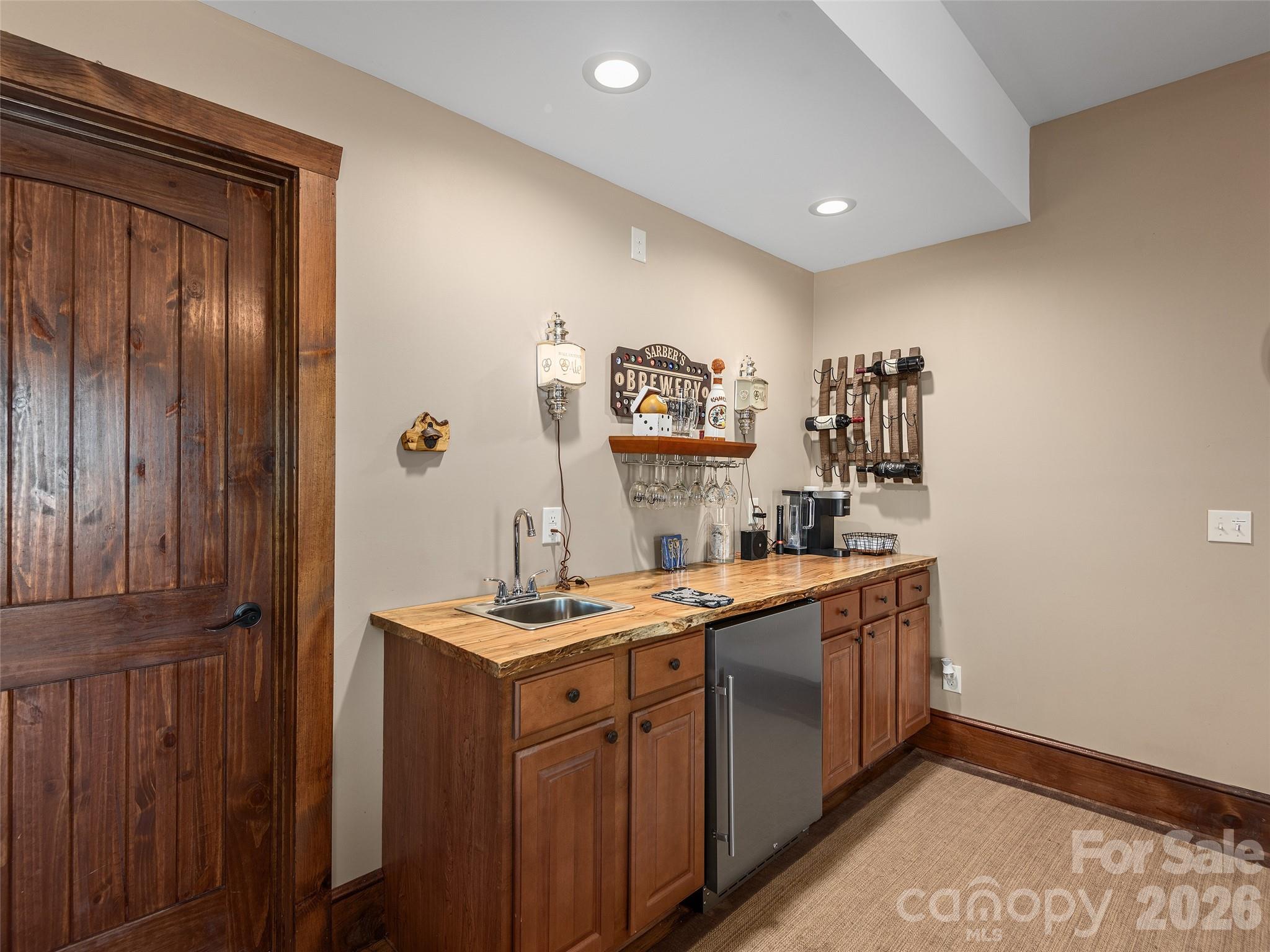 Lake Adger - Residential