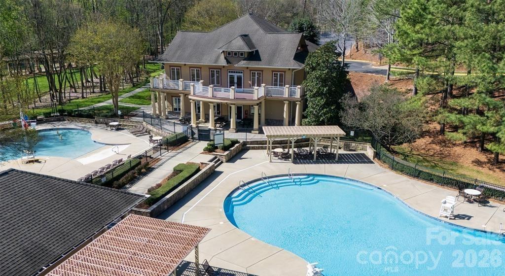 Highland Creek - Residential
