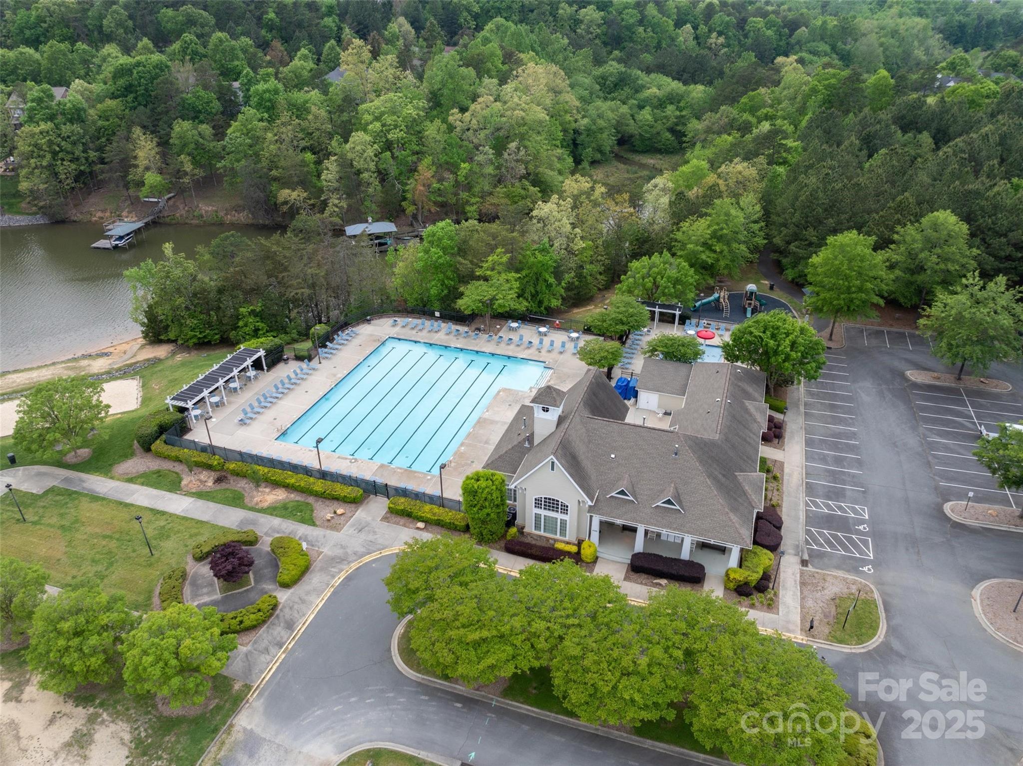 Tega Cay - Residential