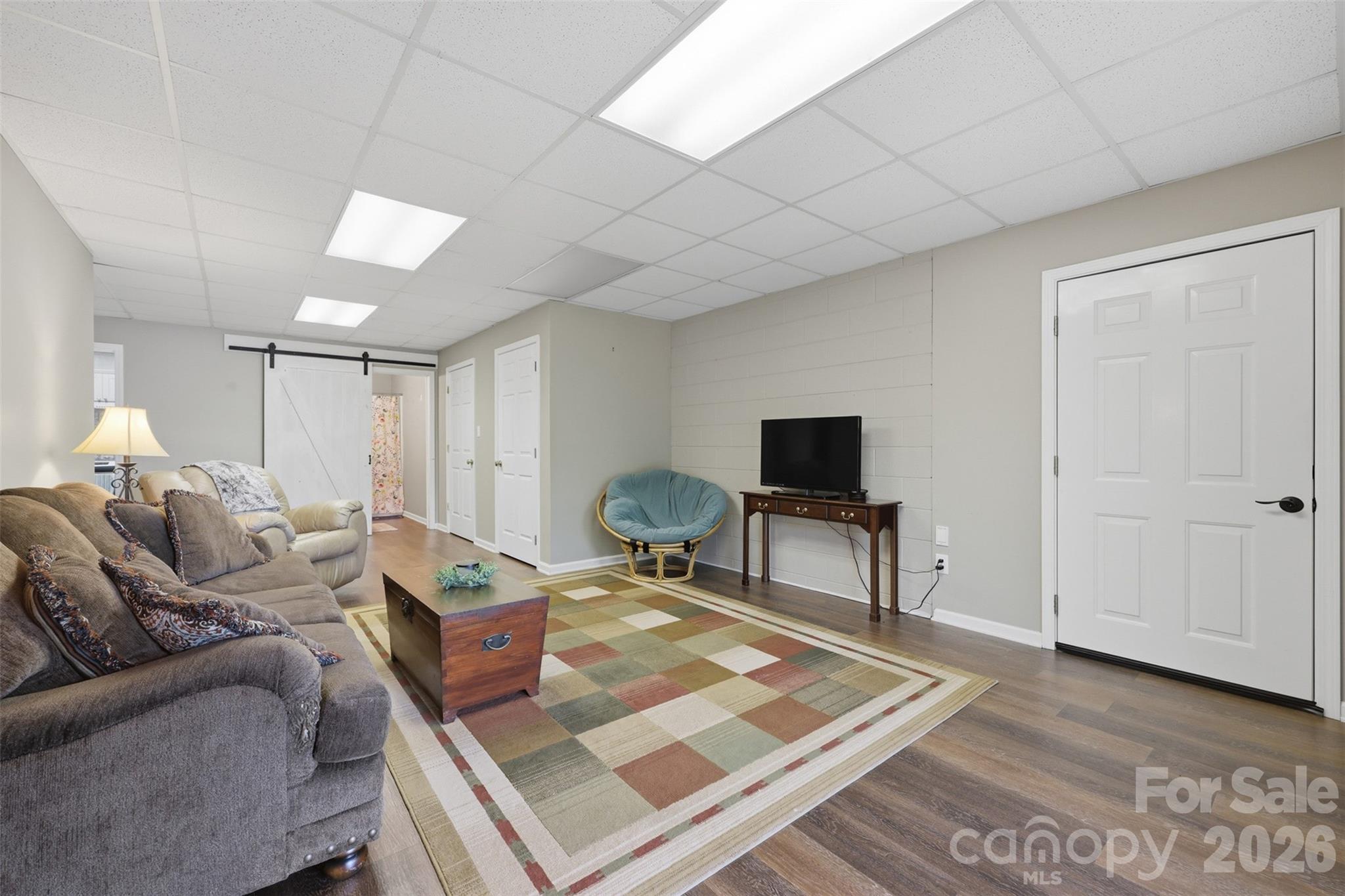 Windsor Pointe - Residential