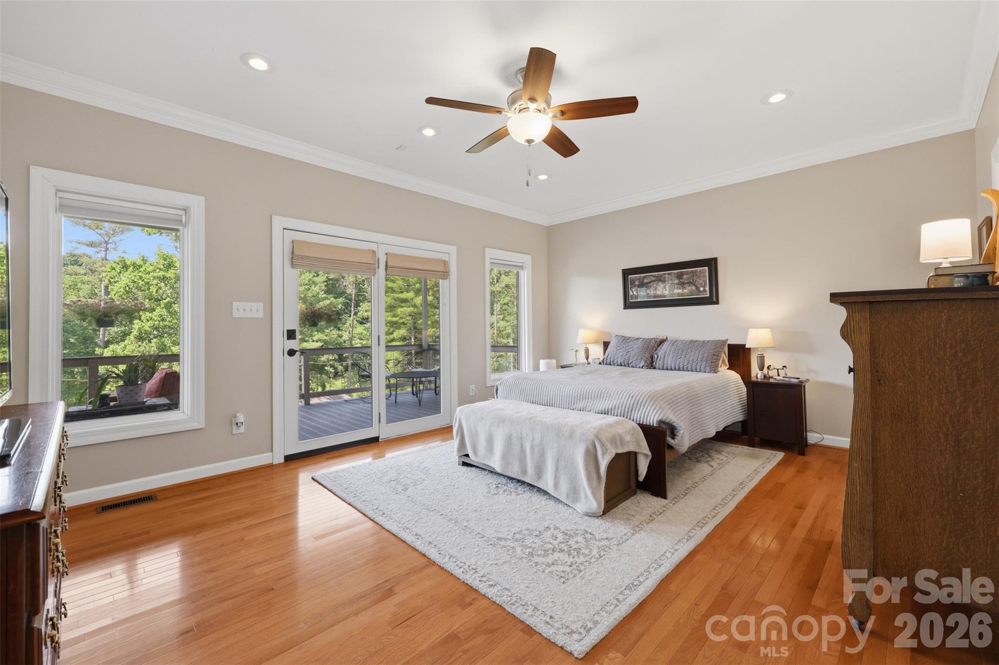 Windsor Pointe - Residential