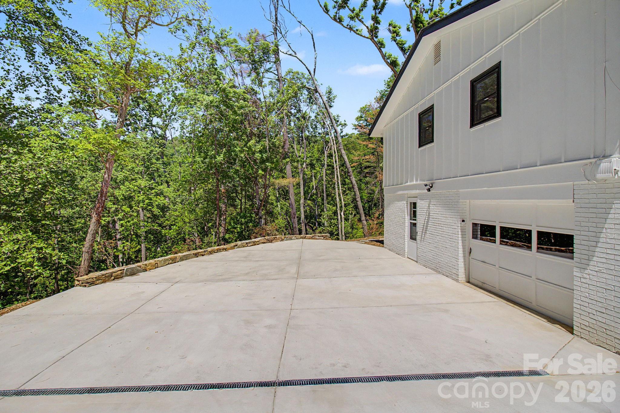 KIMBERLY WOODS - Residential