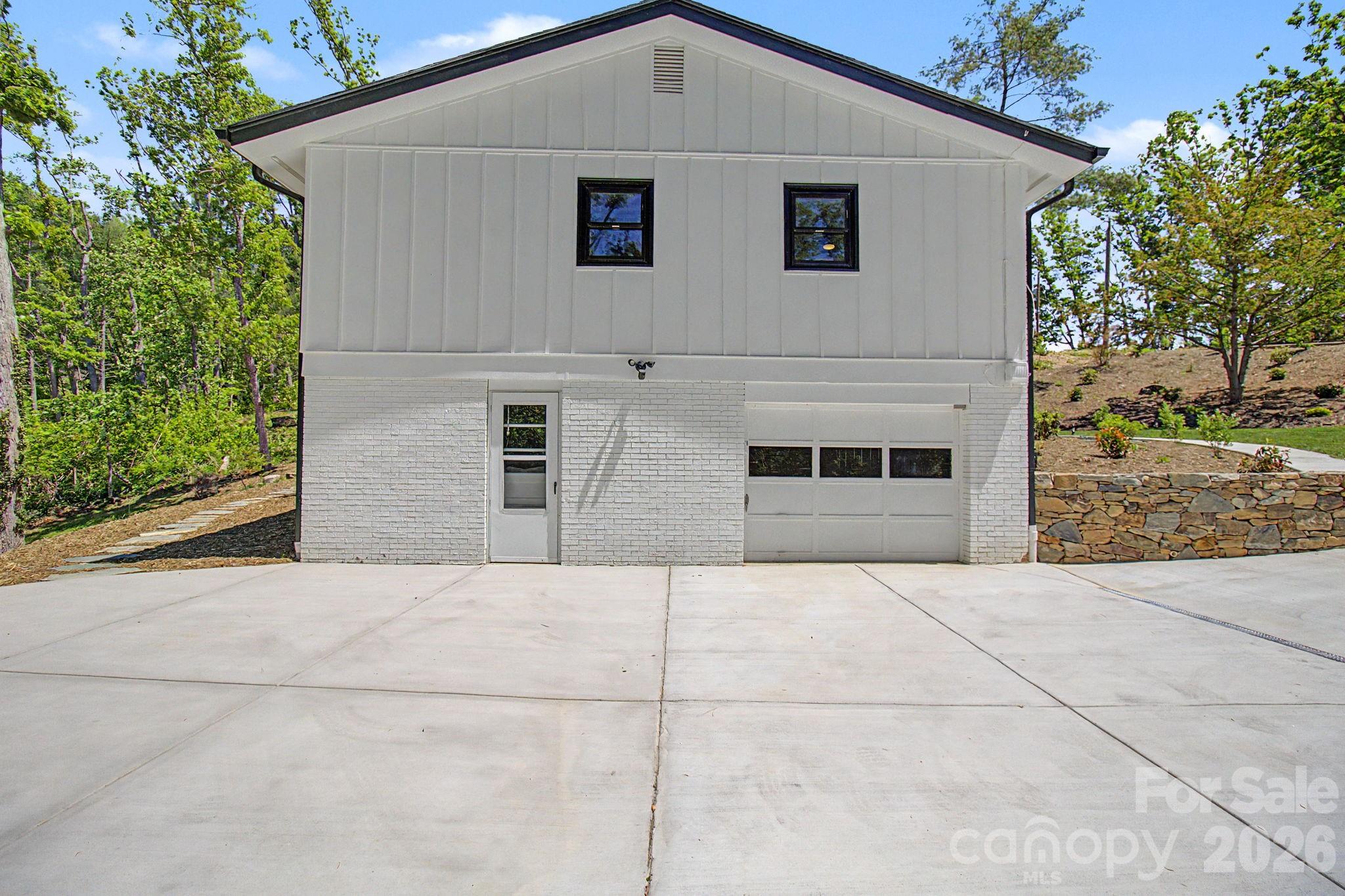 KIMBERLY WOODS - Residential