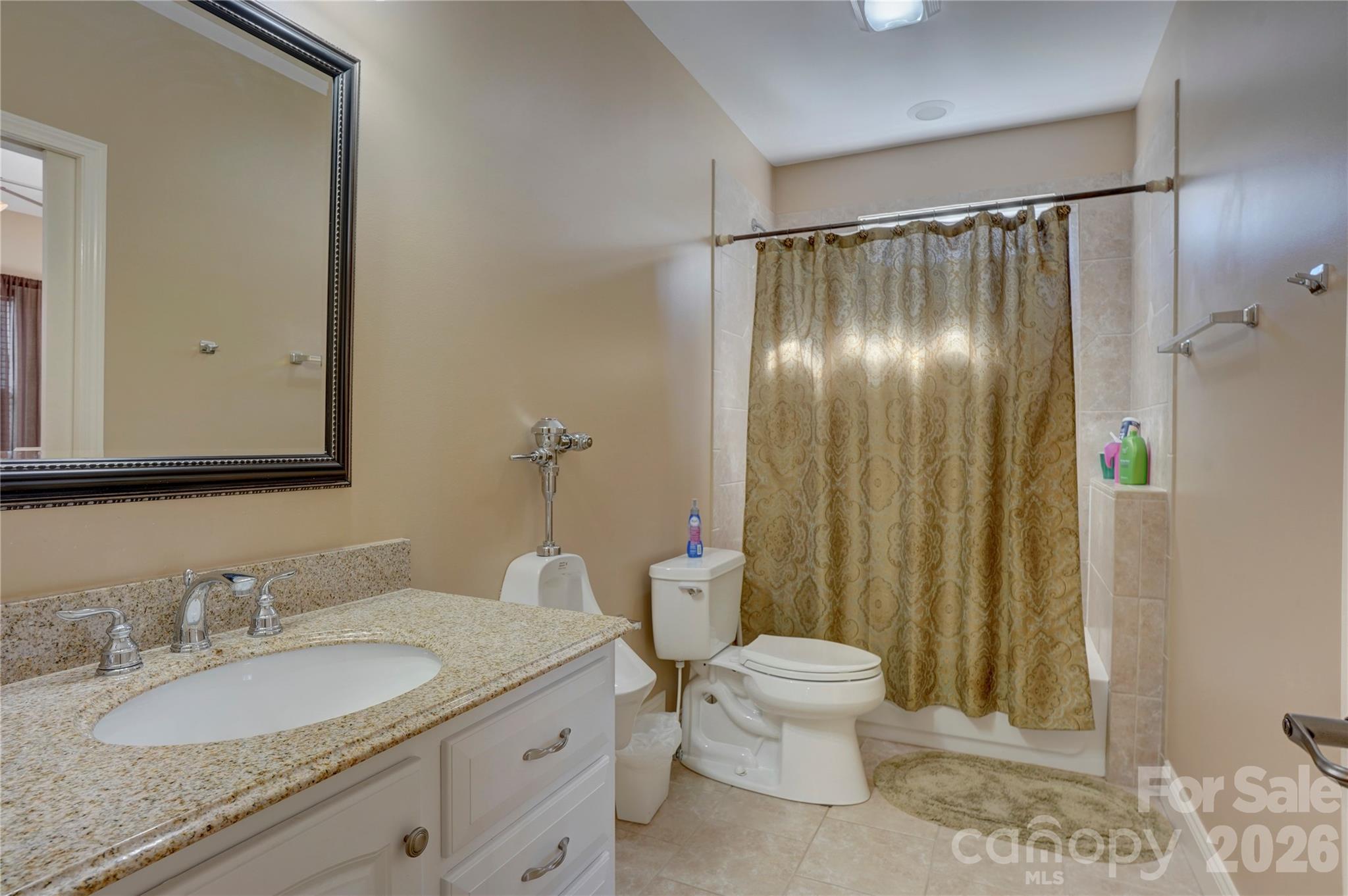 Fairington Oaks - Residential