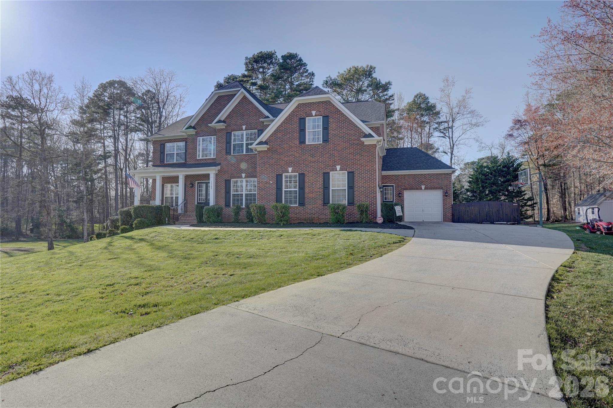 Fairington Oaks - Residential