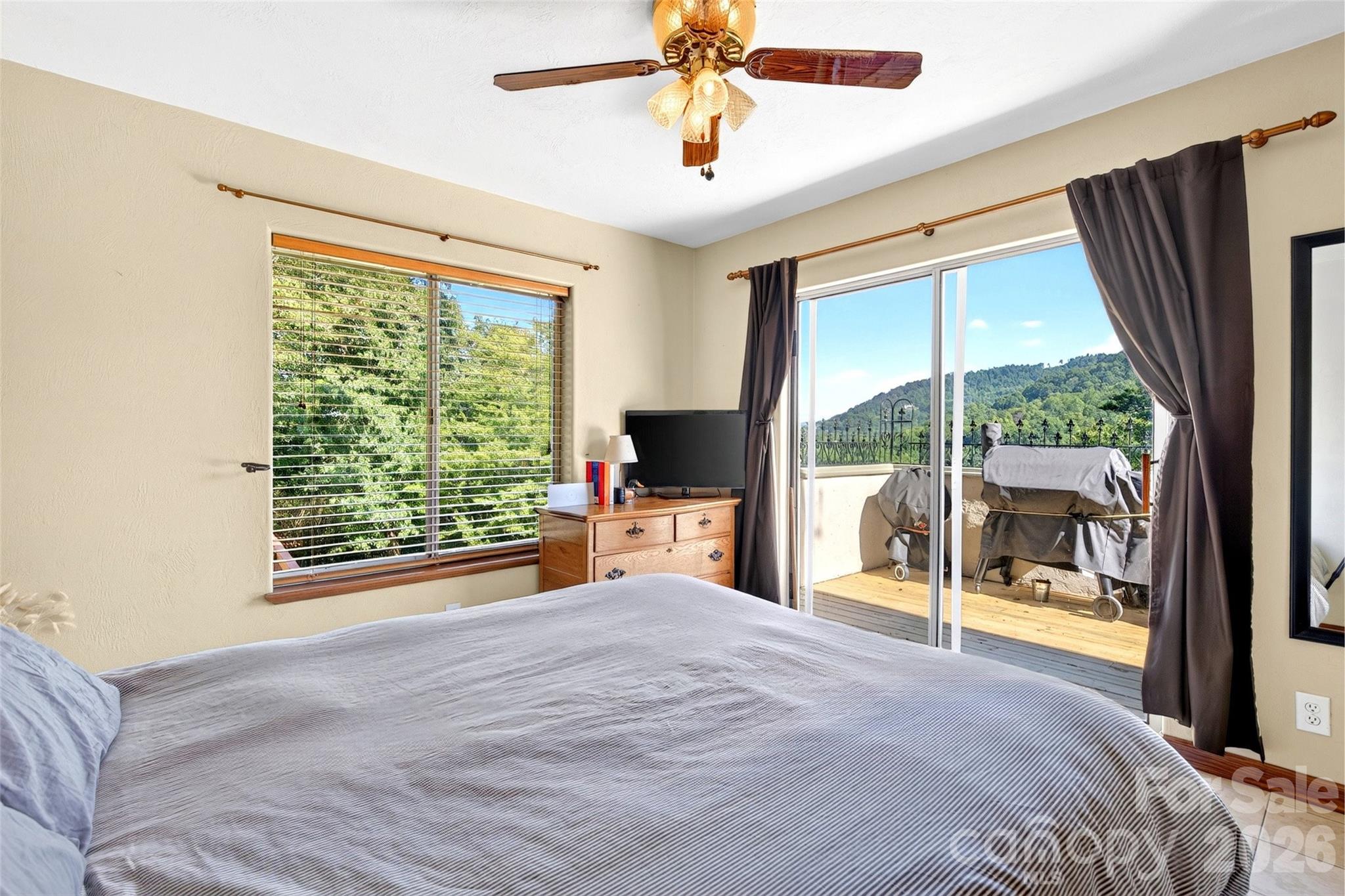 Pinnacle Ridge - Residential