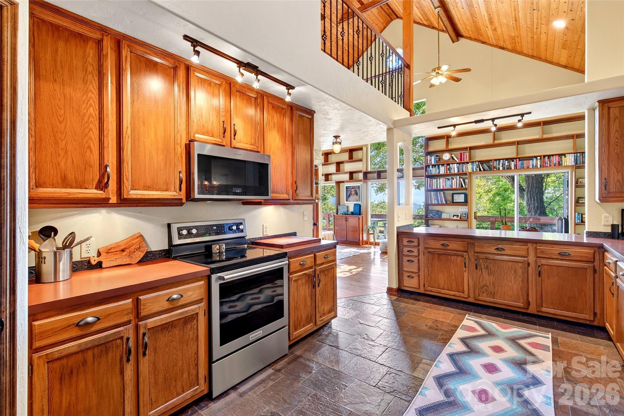 Pinnacle Ridge - Residential