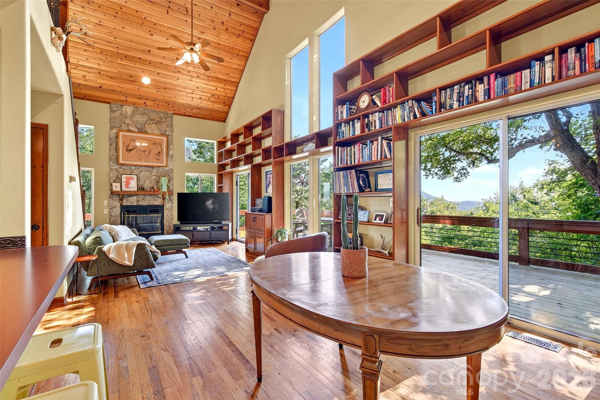 Pinnacle Ridge - Residential