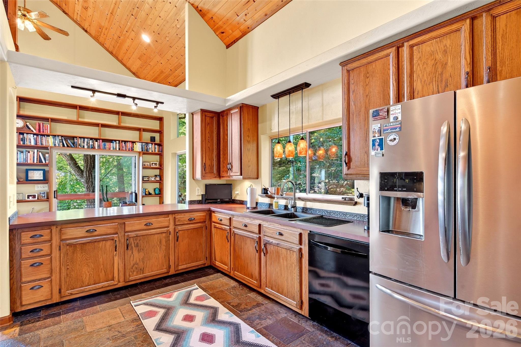 Pinnacle Ridge - Residential