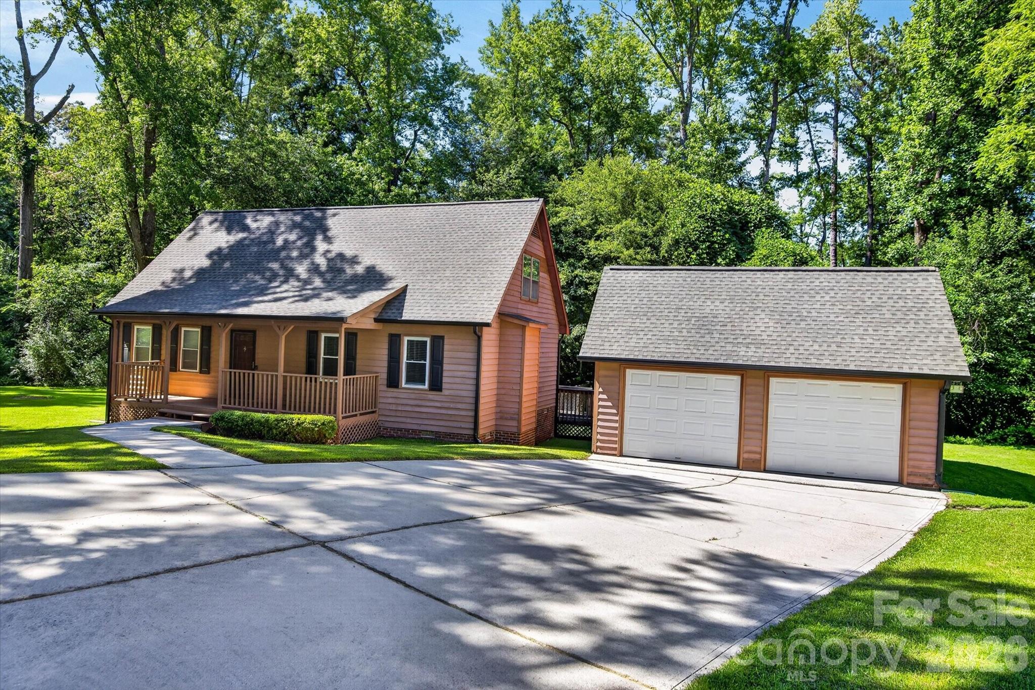 Country Oaks - Residential