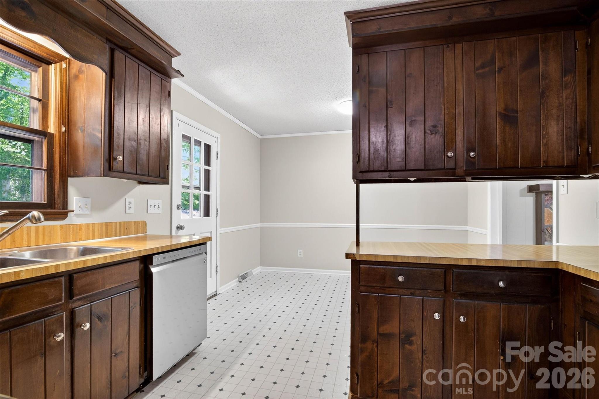 Country Oaks - Residential