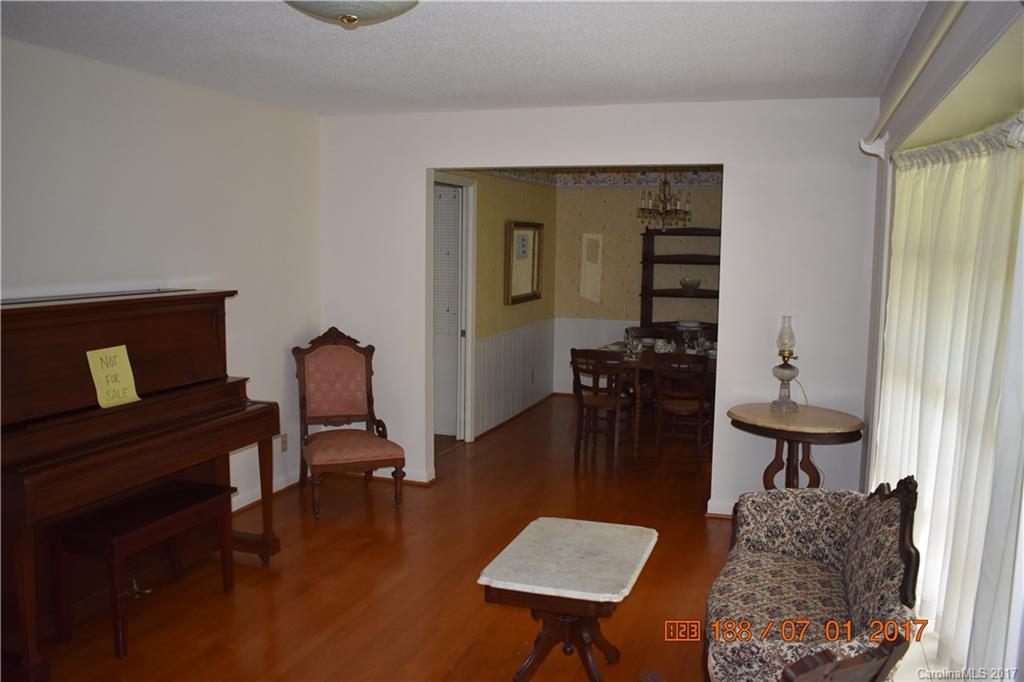 Hallmark Estates - Residential