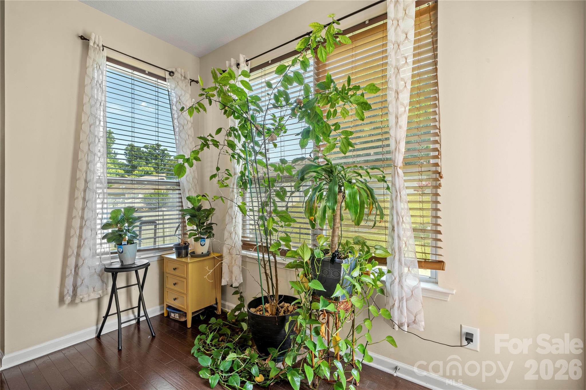 Hubbard Falls - Residential