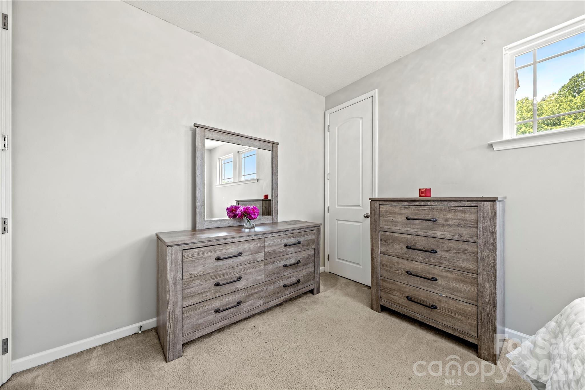 Hubbard Falls - Residential