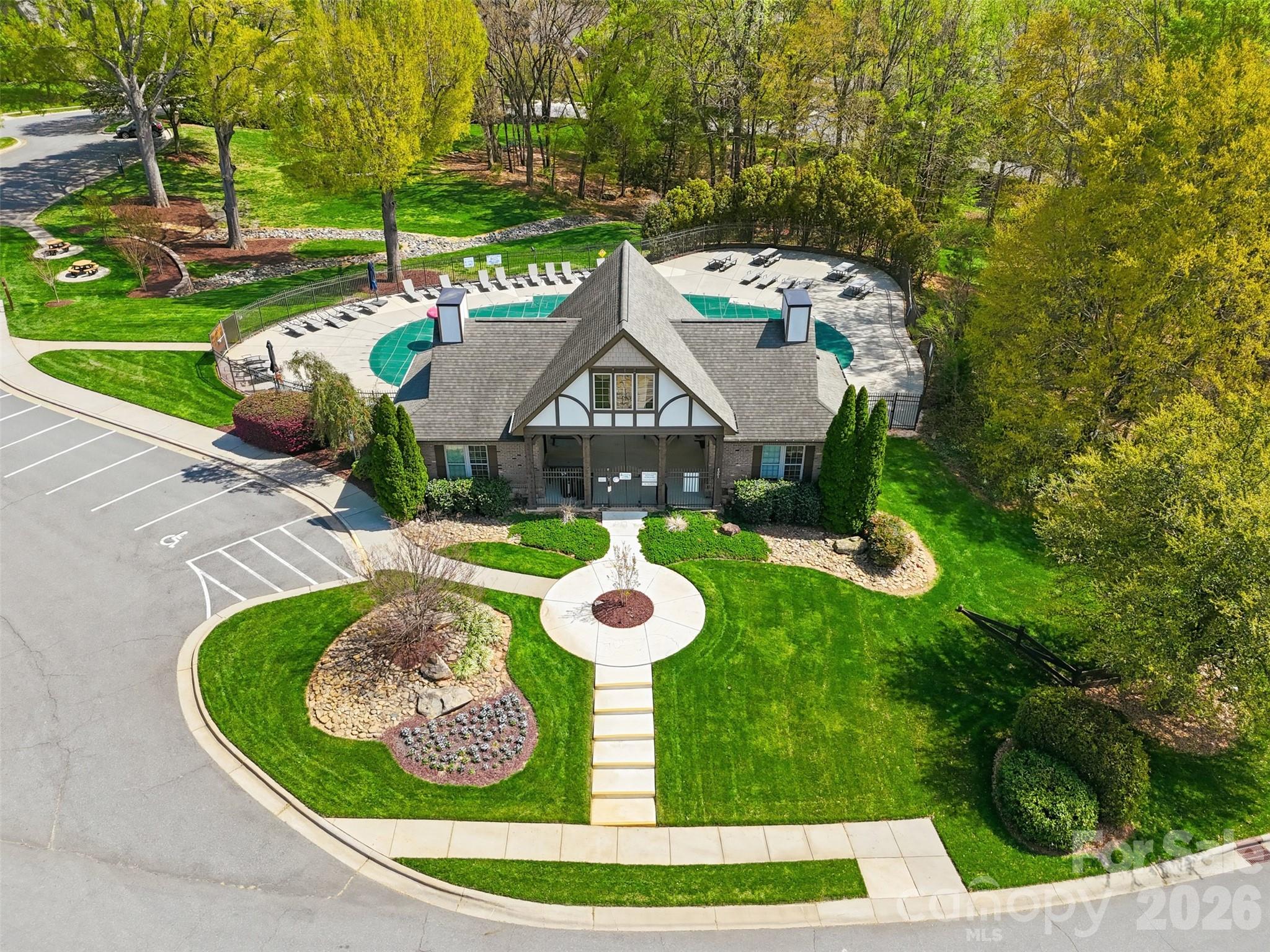 Barber Rock - Residential