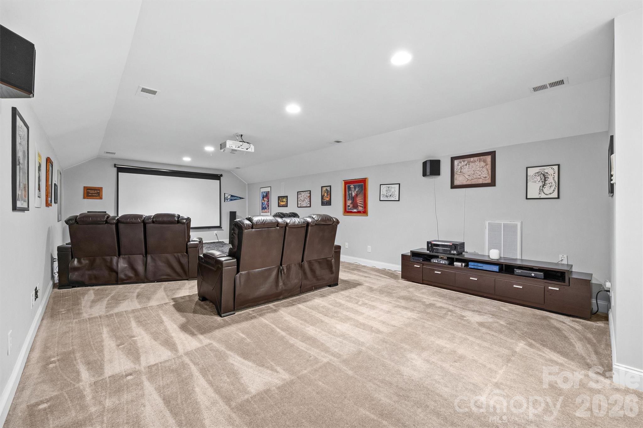 The Cove at Chesapeake Pointe - Residential