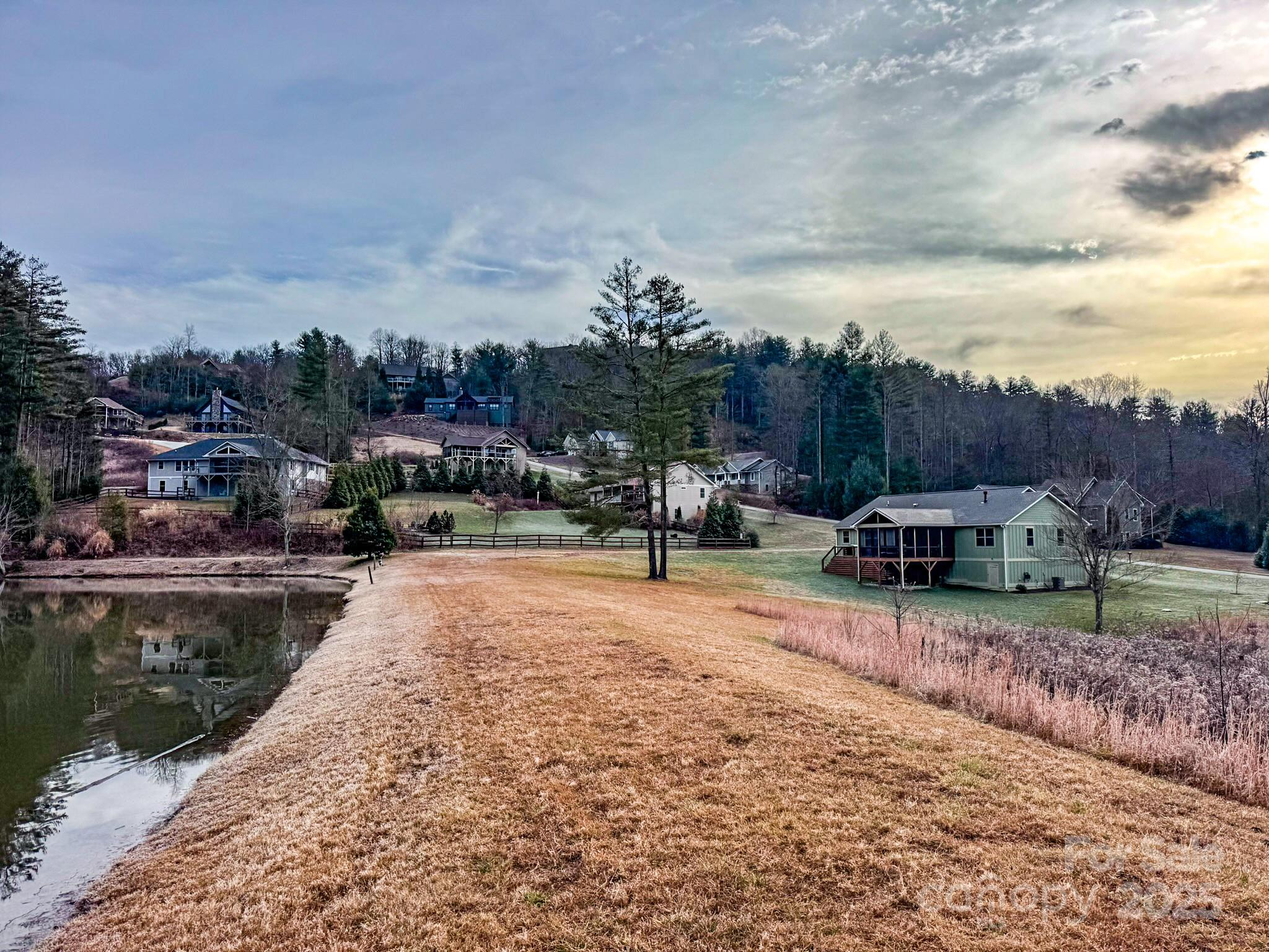 Crystal Creek - Land