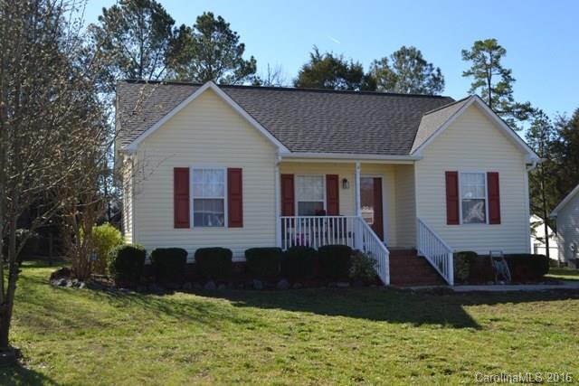 Awesome split bedroom plan home offers three bedrooms, two baths, spacious great room with laminate flooring, kitchen with ceramic tile flooring.  Rocking chair front porch and a deck.  Partially fenced back yard, storage building, newer roof  Located on a cul-de-sac street.  Great access to I-77!