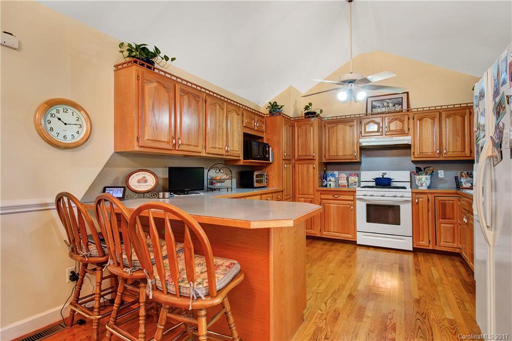 Lakehurst - Residential