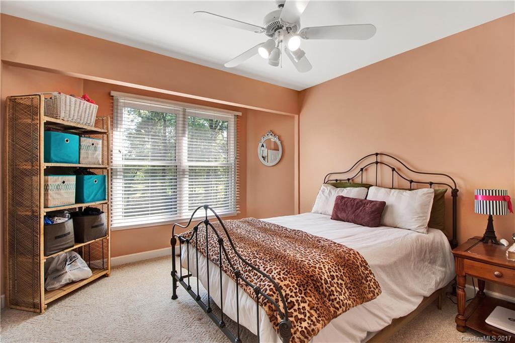 Lakehurst - Residential