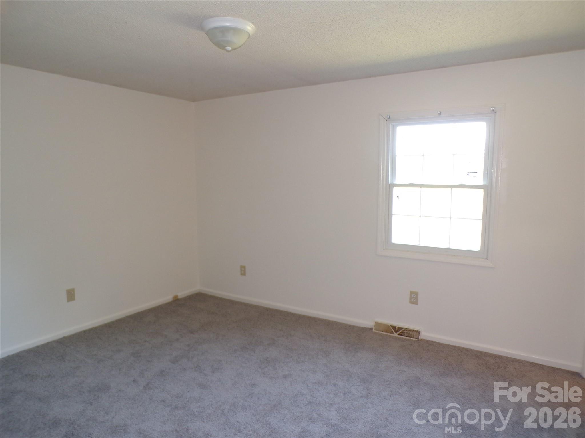 Country Knoll - Residential
