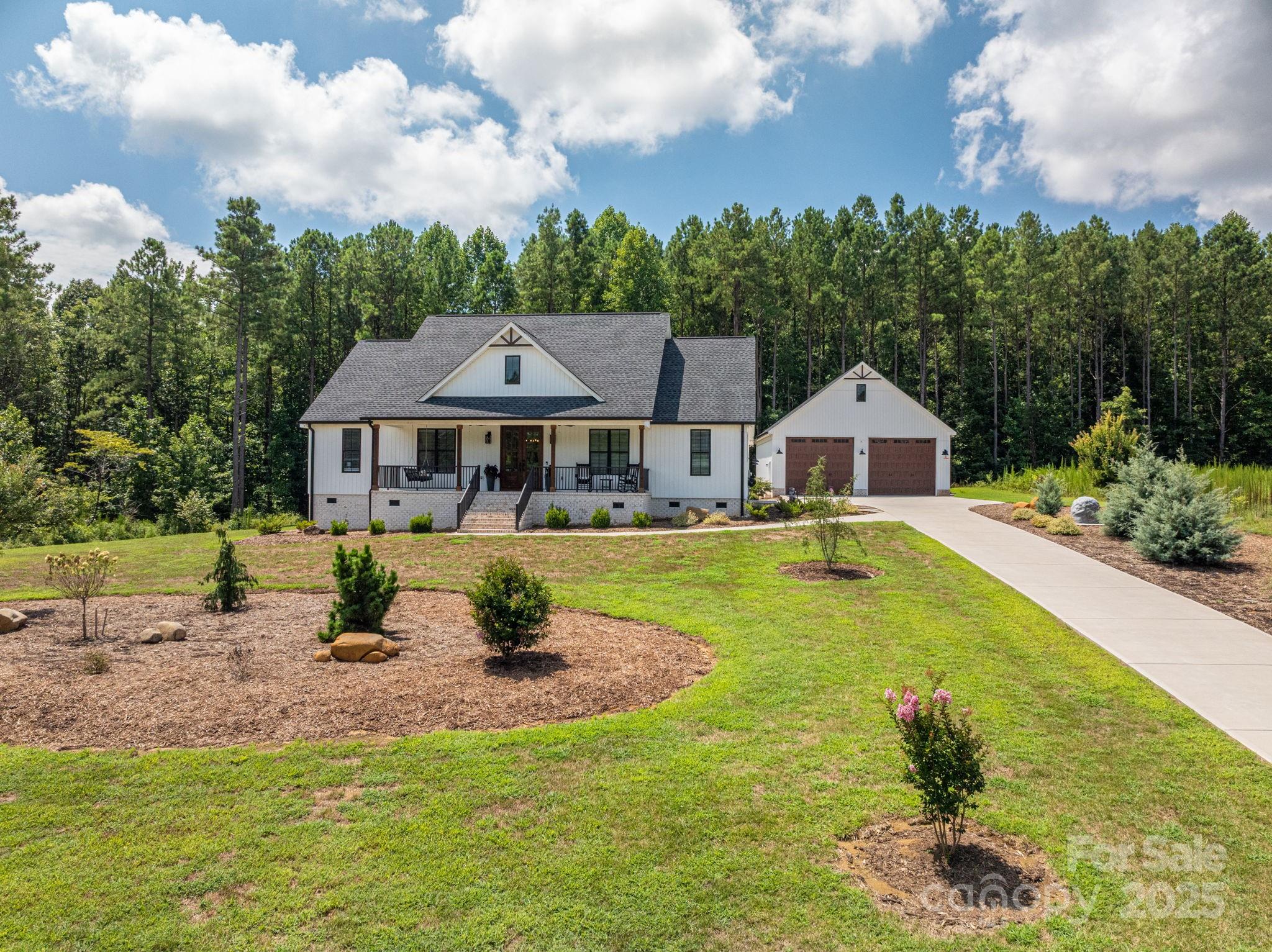 Magnolia - Residential