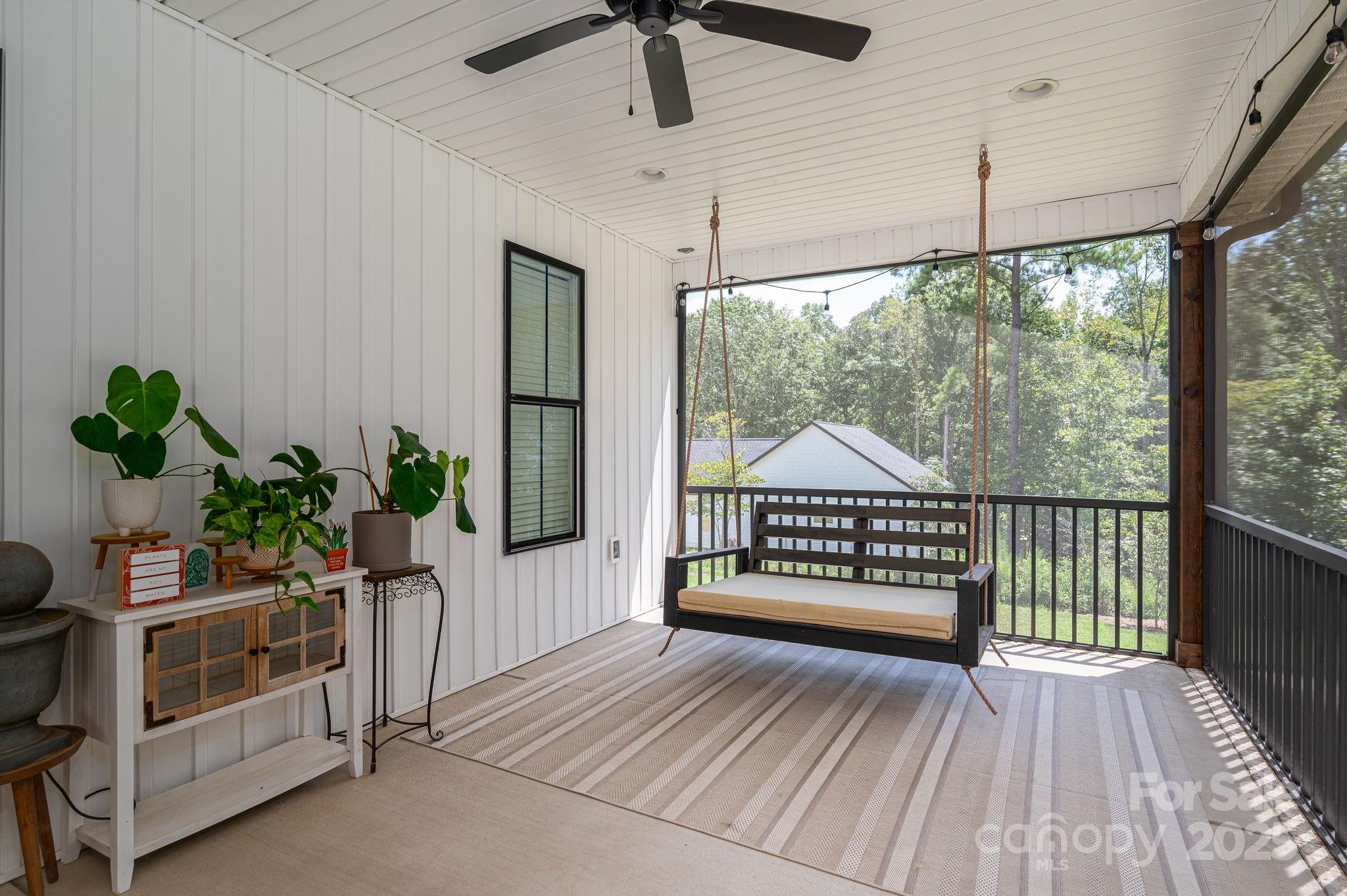 Magnolia - Residential