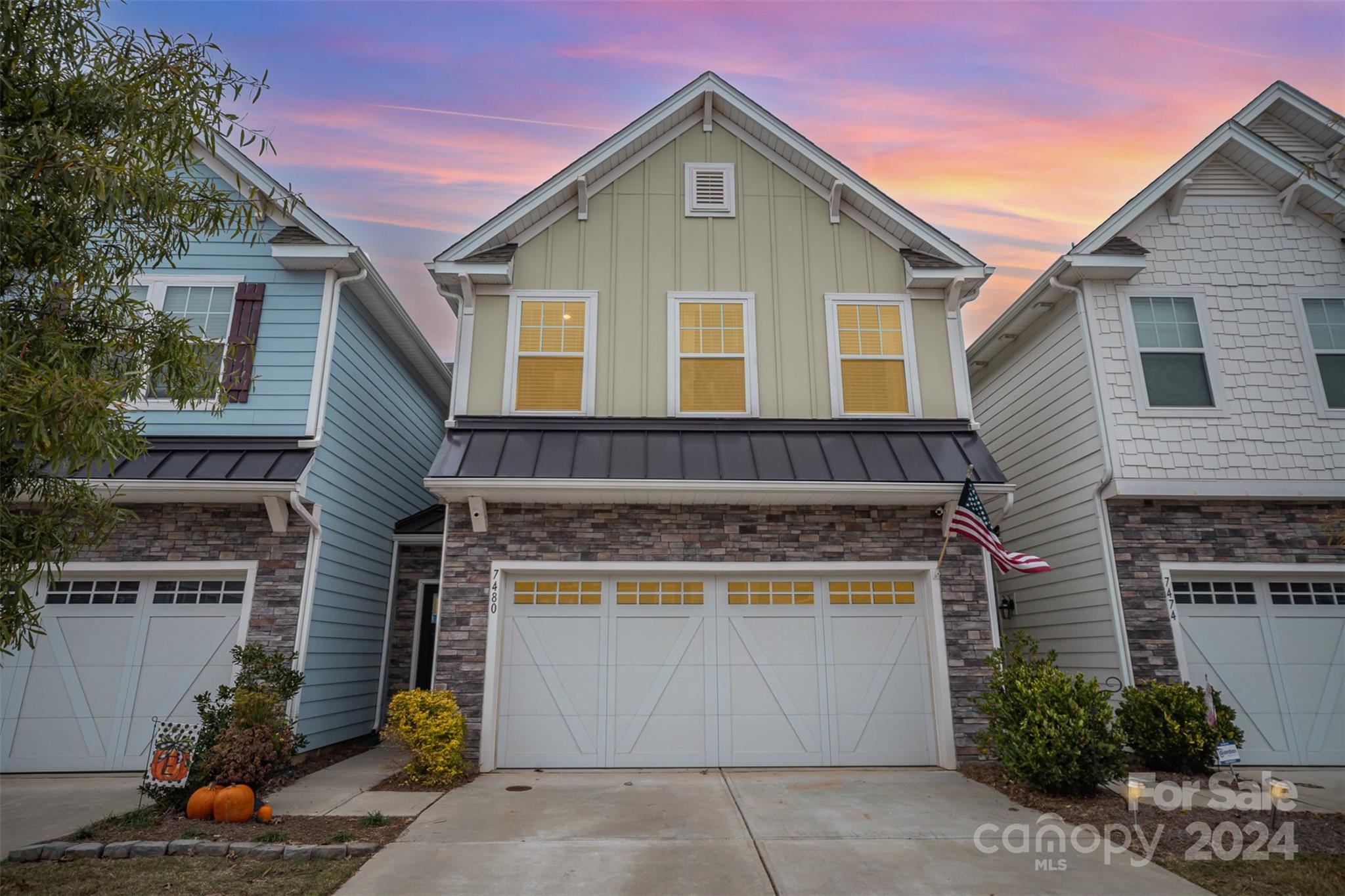 Welcome to this spacious 3-bedroom, 2.5-bathroom townhouse nestled in a vibrant community offering a variety of amenities. The open-concept living and dining areas are perfect for both relaxing and entertaining, with large windows that fill the space with natural light. The modern kitchen features updated appliances, ample cabinet space, and a breakfast bar. Upstairs, you'll find a spacious loft, three generously sized bedrooms, including a master suite with a private en-suite bathroom with a walk-in closet.

Outside, enjoy a cute patio, ideal for outdoor dining. The community offers a range of outstanding amenities such as a pool, fitness center, playgrounds, hiking trails, and more, providing residents with endless opportunities for recreation and relaxation.

Conveniently located near shopping, dining, and major transportation routes, this townhouse is perfect for those seeking both comfort and convenience in a thriving community. Don’t miss out on this incredible opportunity!