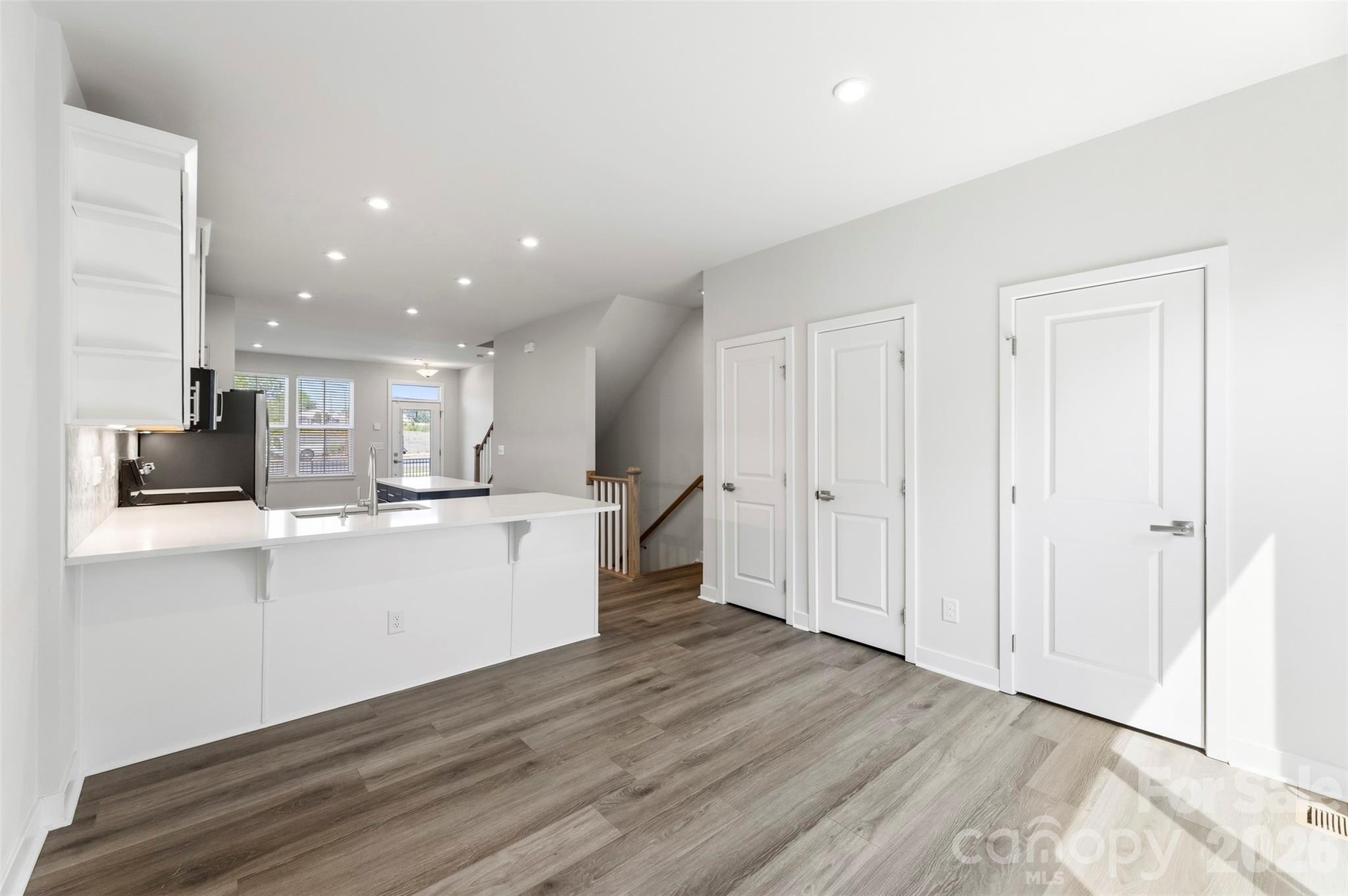 Southrail Station - Residential