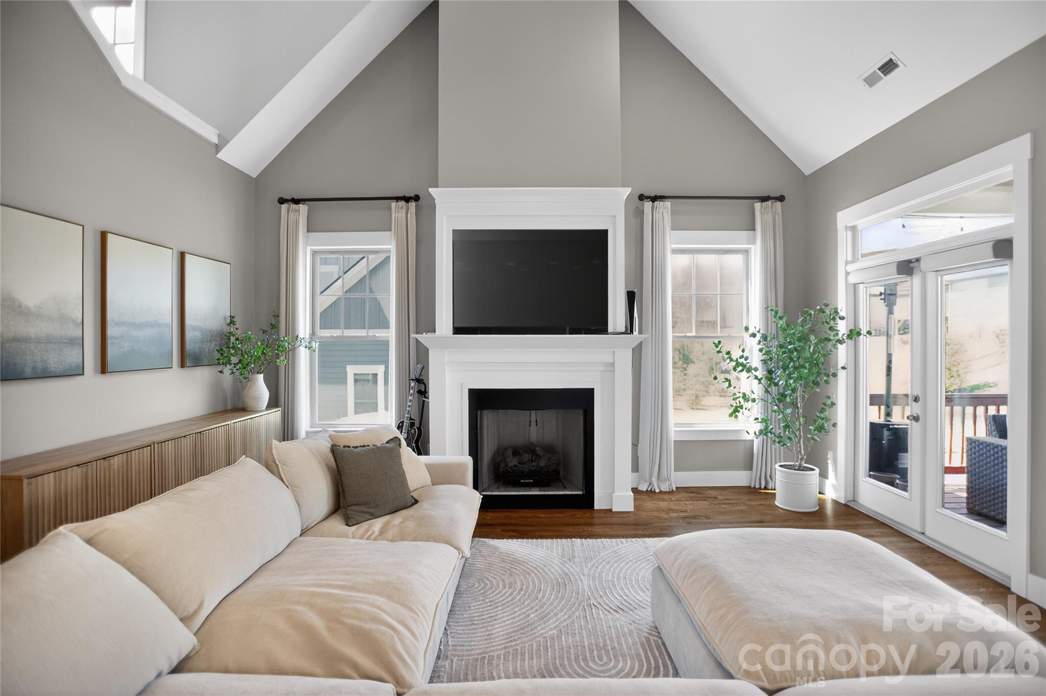 Hollabrook Farm - Residential