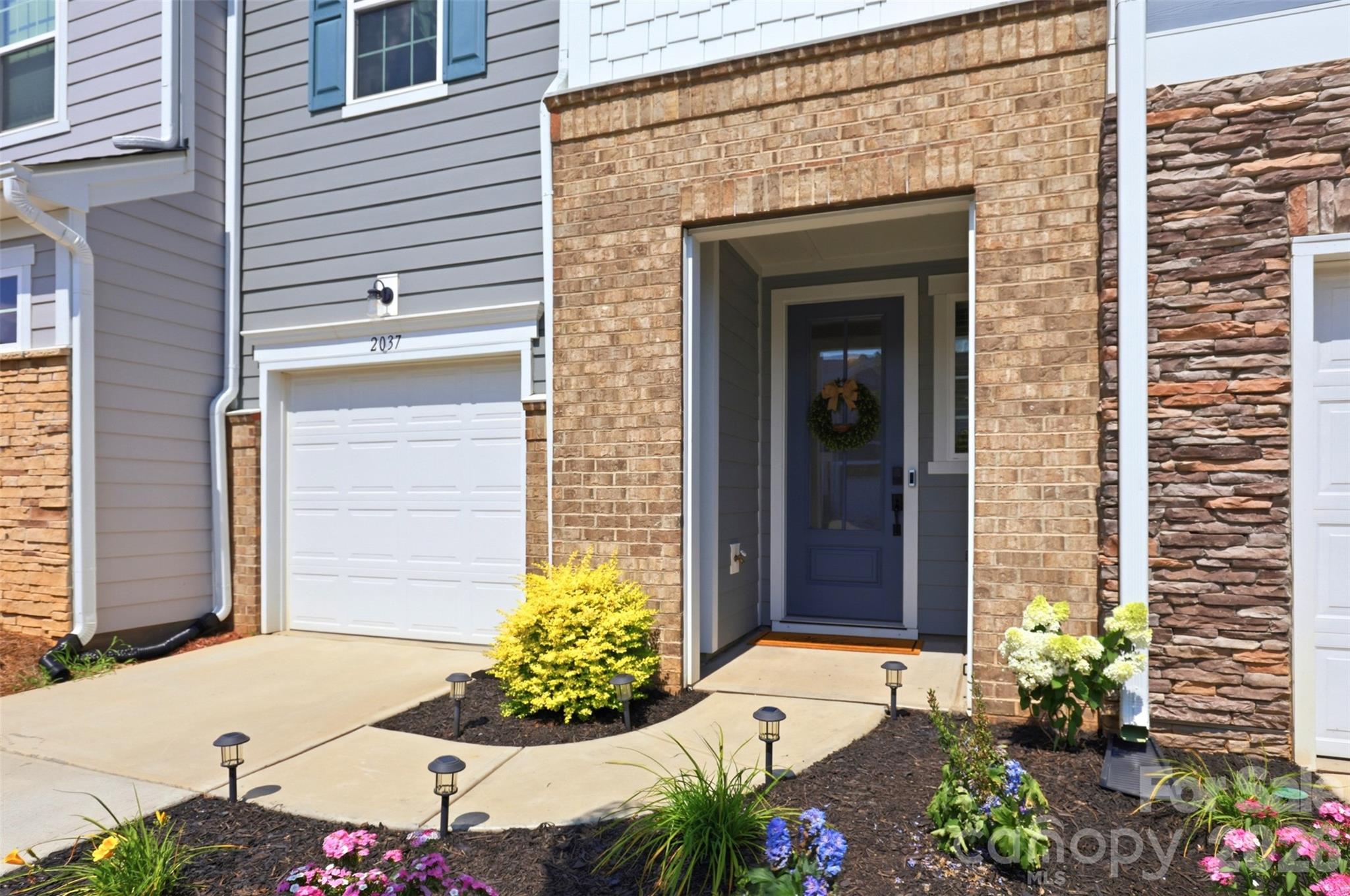 Pergola at Farmington - Residential