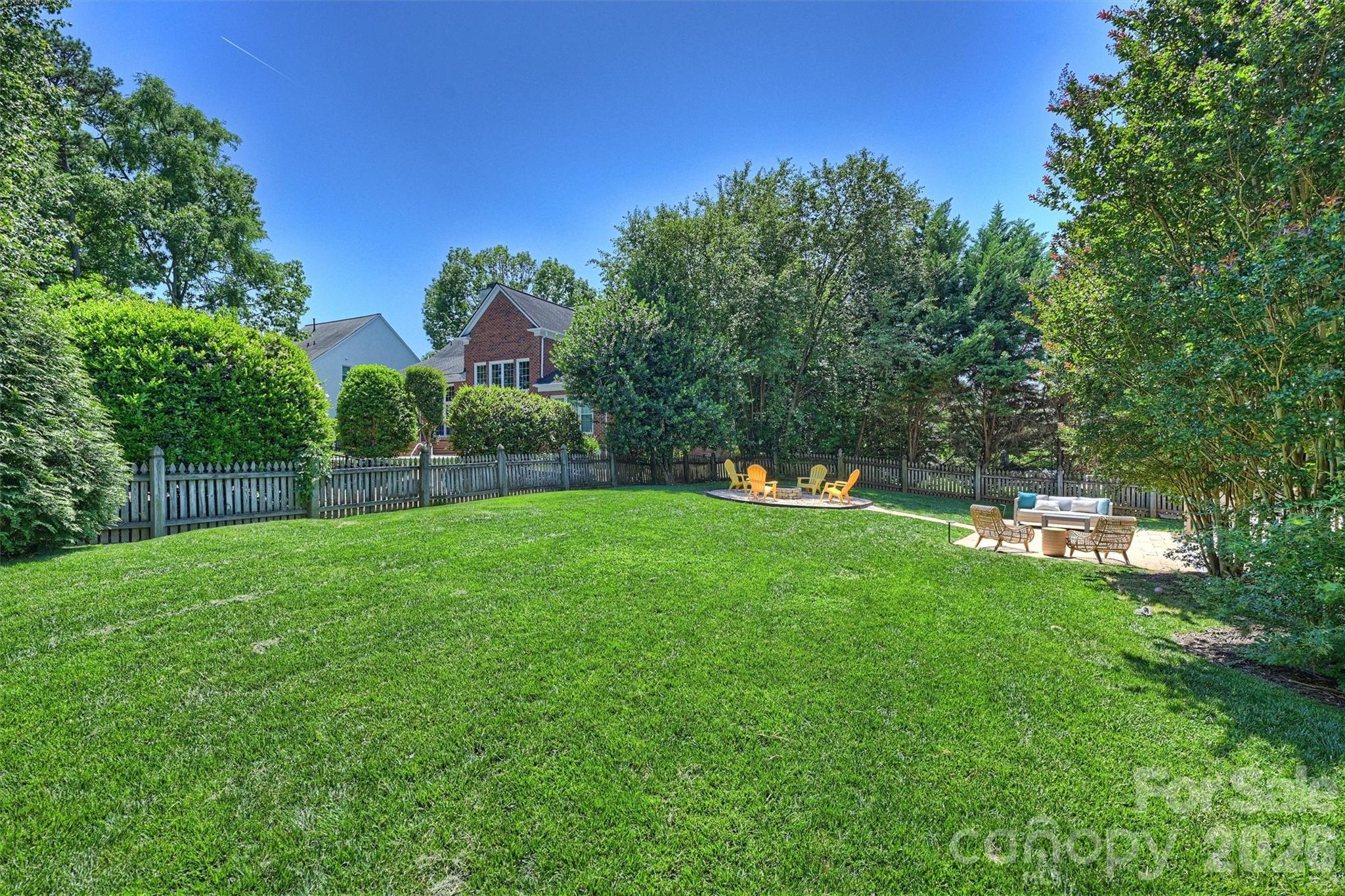 Piper Glen - Residential