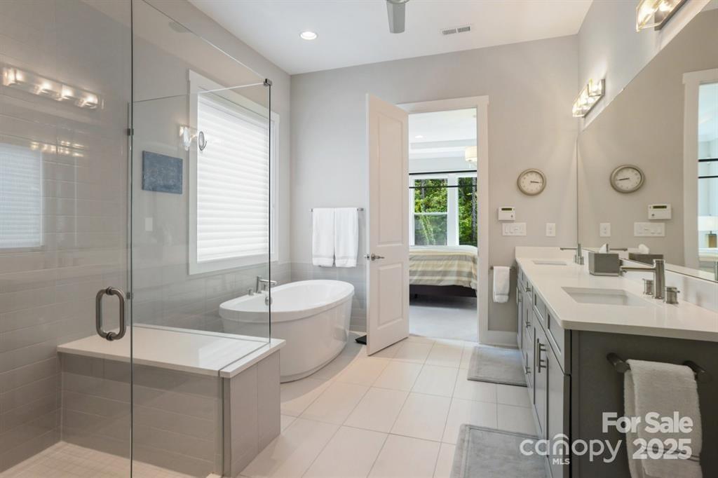 Paddlers Cove - Residential
