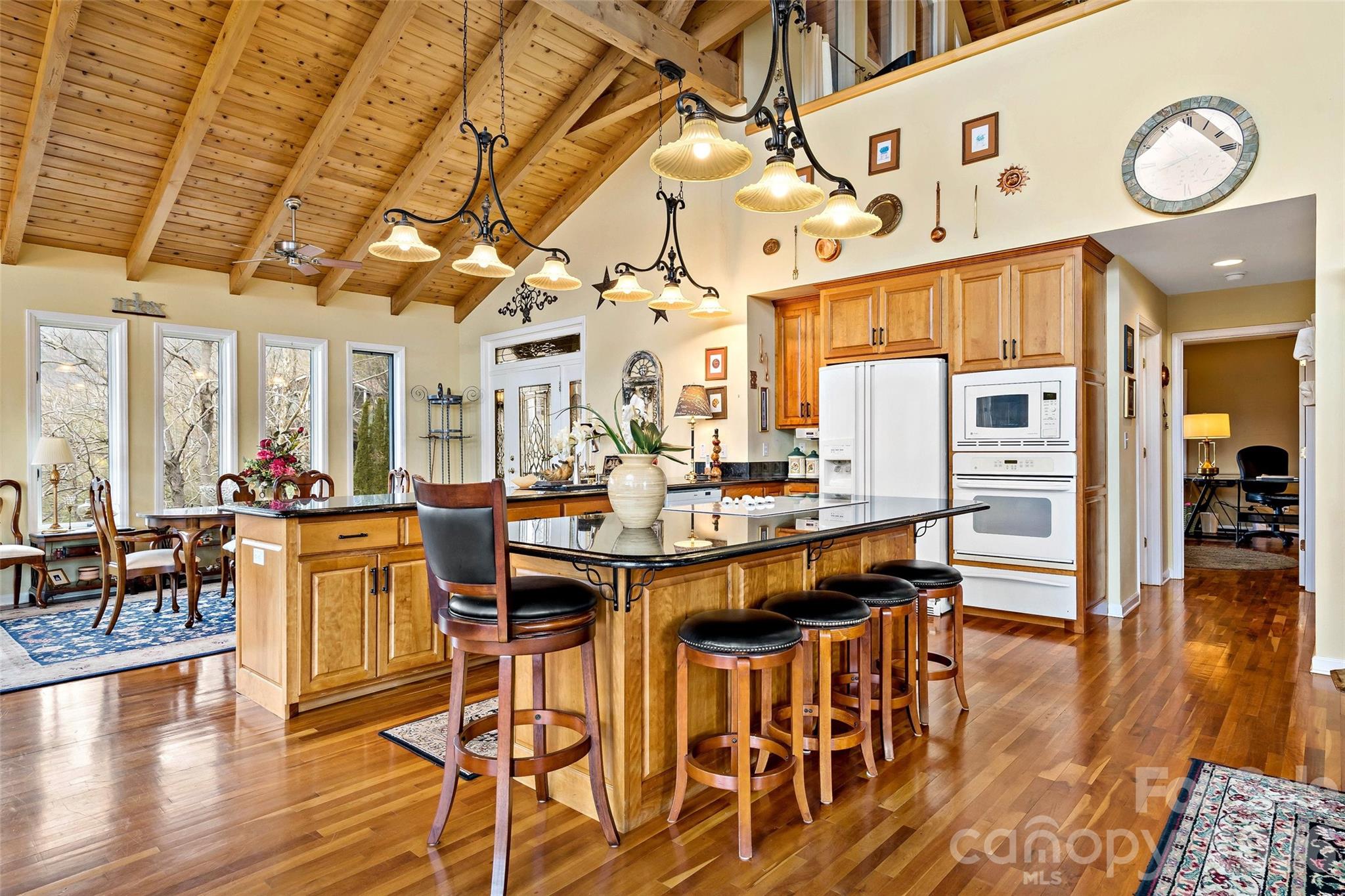 Linville Mountain Acres - Residential