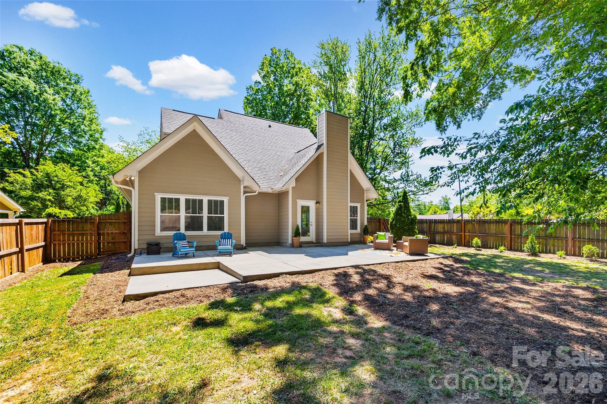 Country Club Heights - Residential
