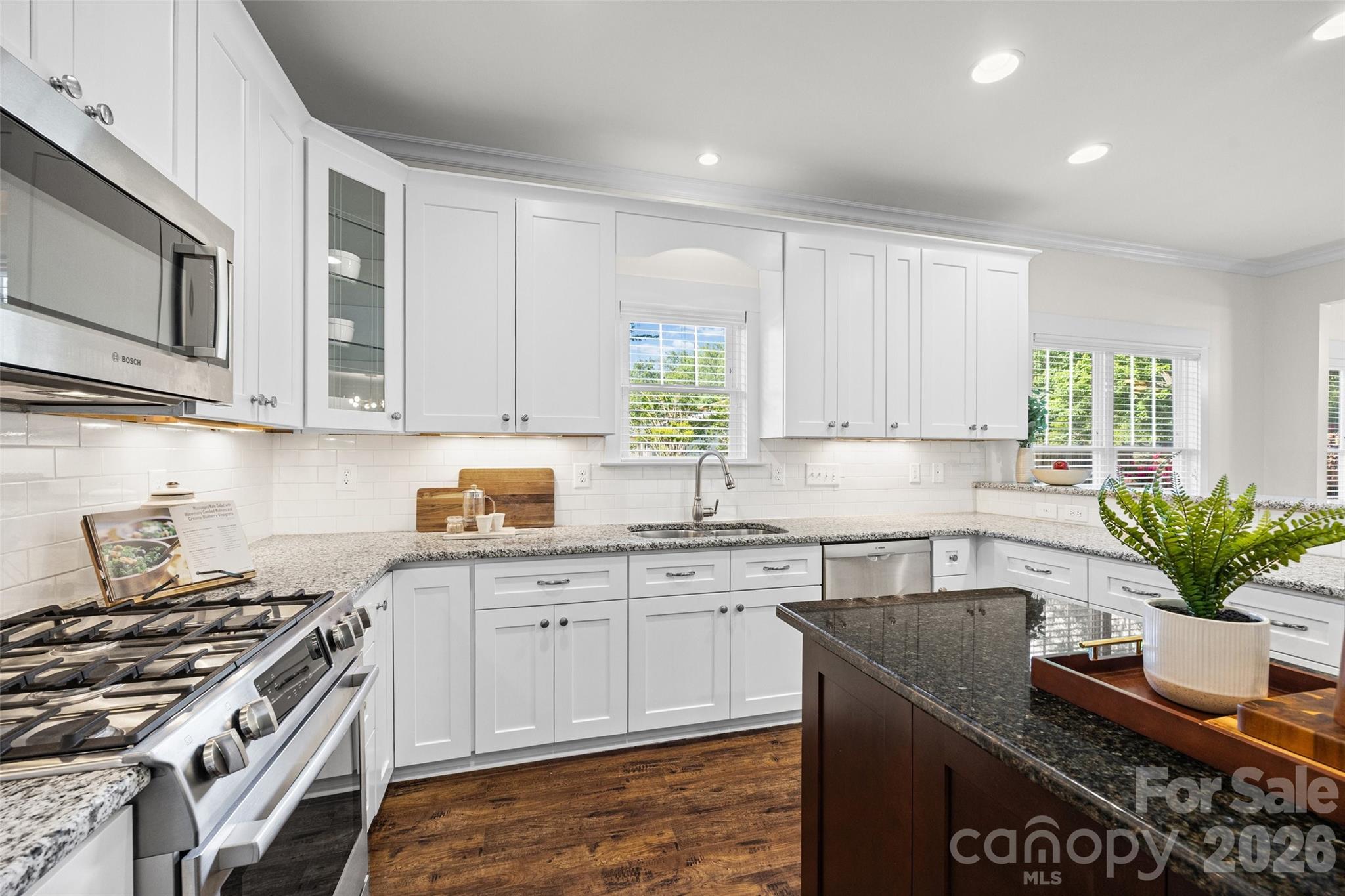 Country Club Heights - Residential