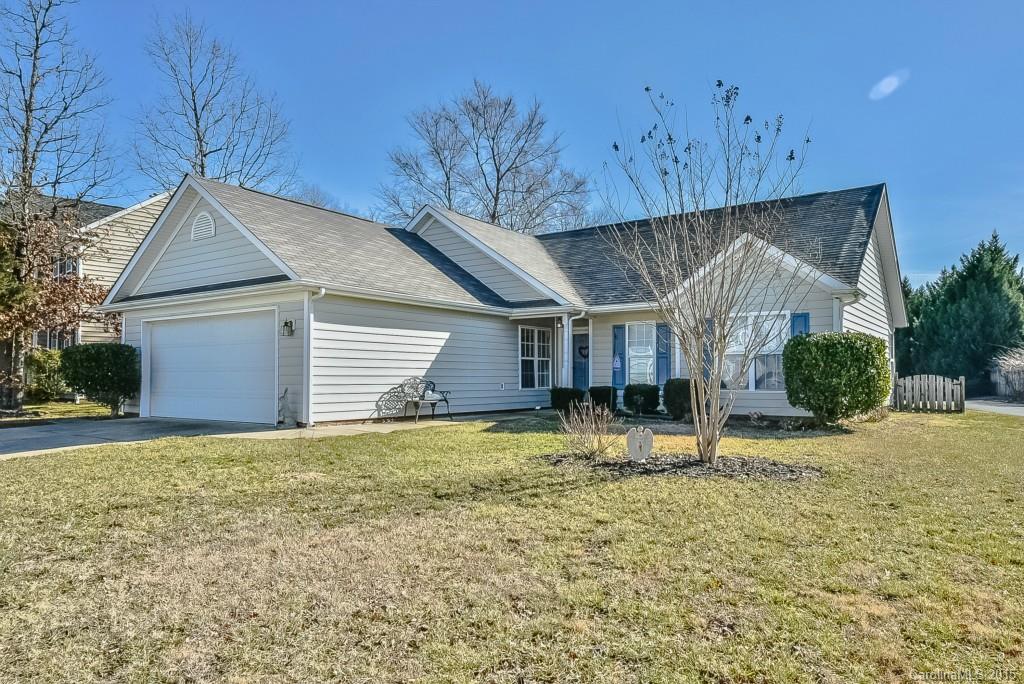 Wonderful 3/2 ranch home in Lake Park. Open floor plan with vaulted ceiling. Roomy tiled floored Kitchen with Dining area and separate Breakfast area with bay window. Great room has new wood look laminate and gas fireplace. Master Bath has converted bath tub area to roomy shower. Vinyl exterior and new Roof in 2011 offering years of low maintenance living. Larger flat corner lot of .23 acres with fenced backyard and Outside Storage Building. Expanded 2 car Garage with epoxy floor and work area.