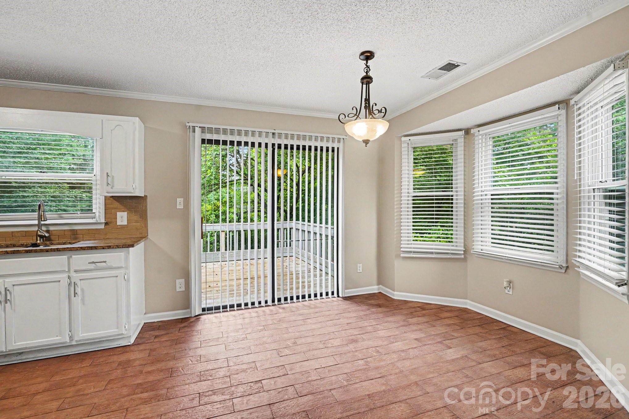 Hampton Glen - Residential